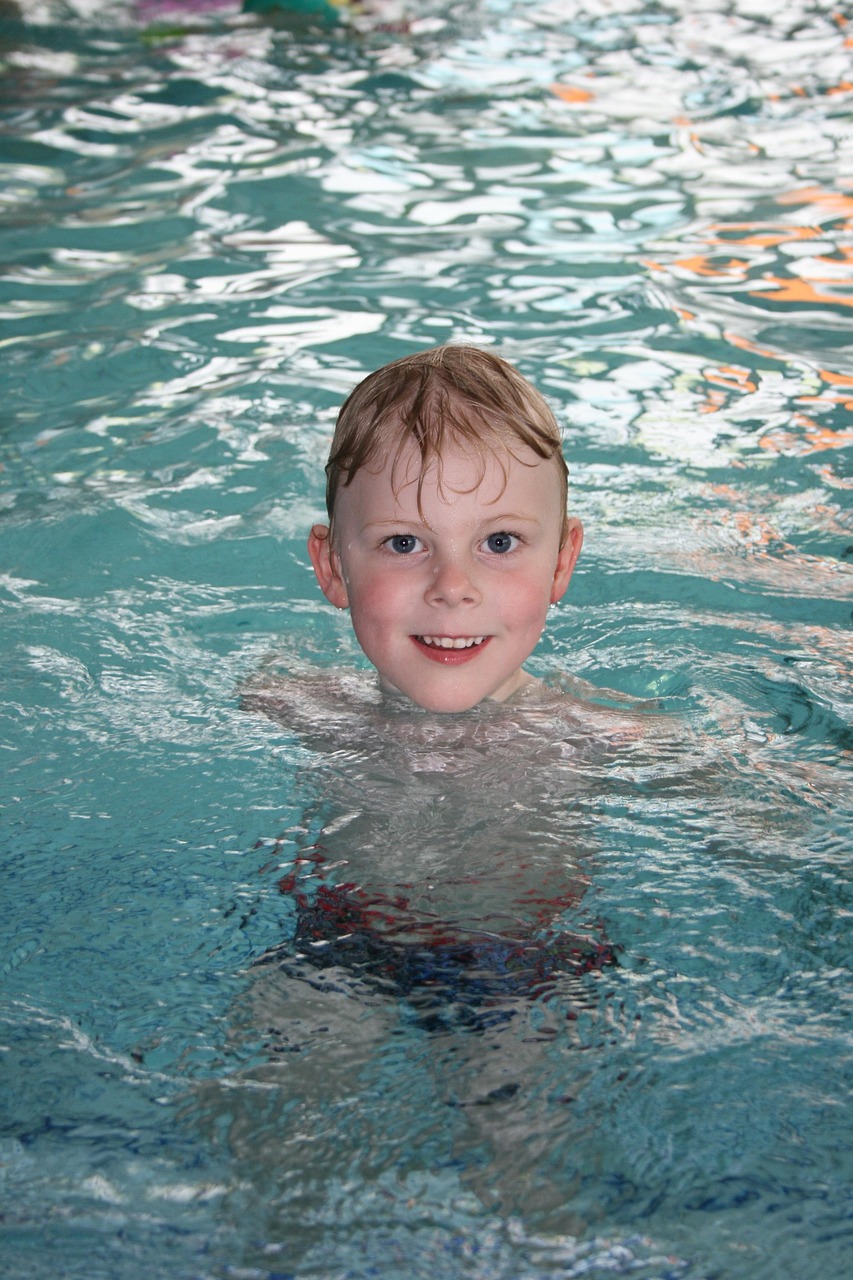 Amenities swim, swimming pool, to bathe, water, fun, sports, cool, young, wet, vacations, refresh, swimming course, child, to learn, water sports, nature, swimming lessons, indoor swimming pool, dive, swimmer, tourism